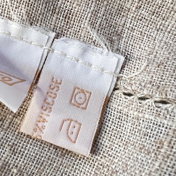 Vintage Linea Oro Linen Blend Beige 32" Square Beaded Floral Table Cloth - Picture 9 of 10